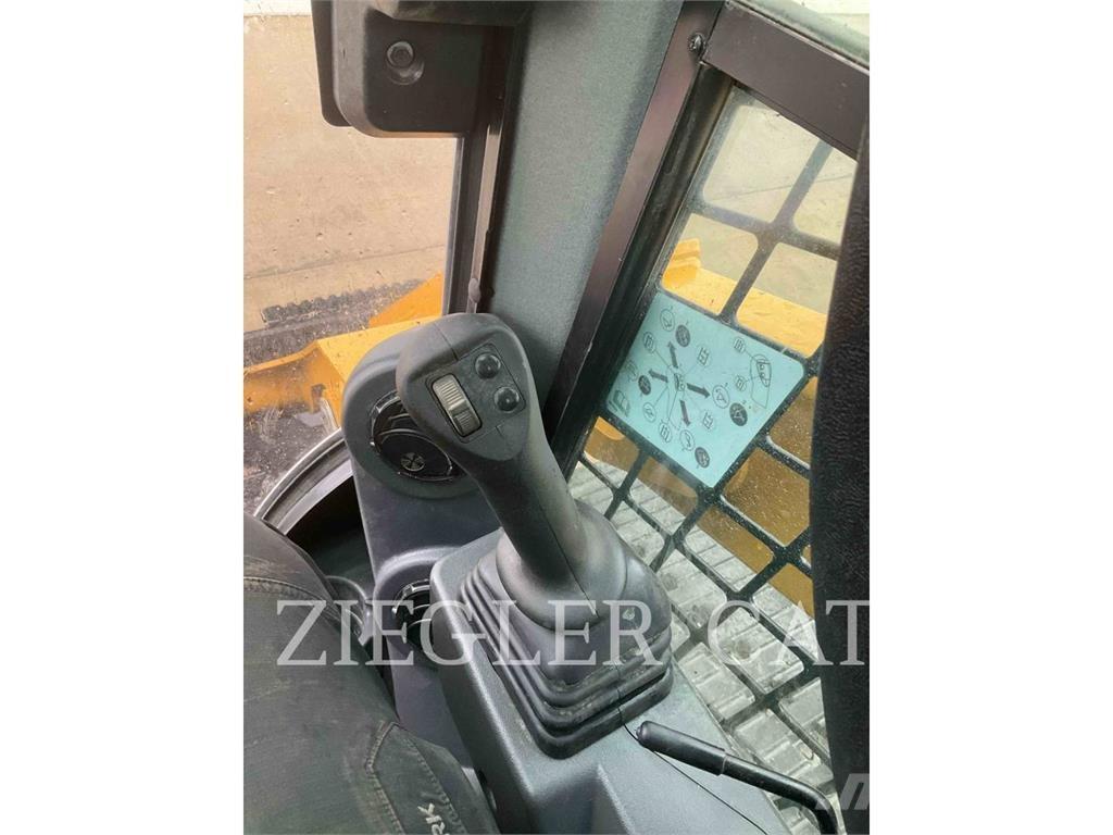 CAT 299D3 Crawler FEL's