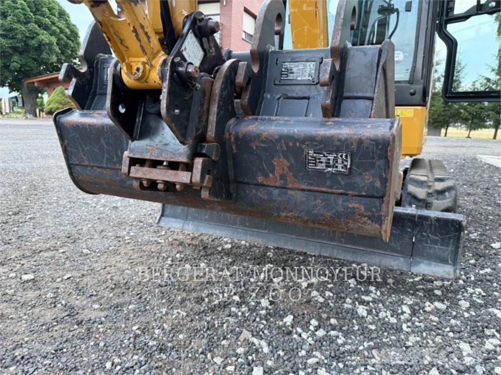 CAT 301.8 Crawler excavators