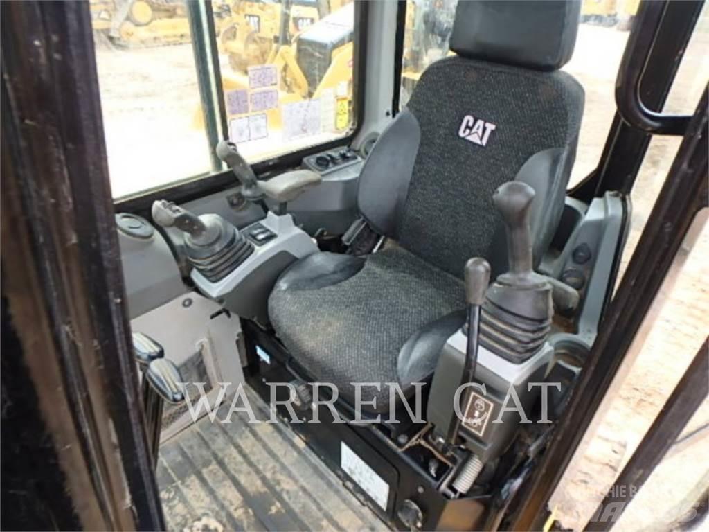 CAT 305.5E2 Crawler excavators