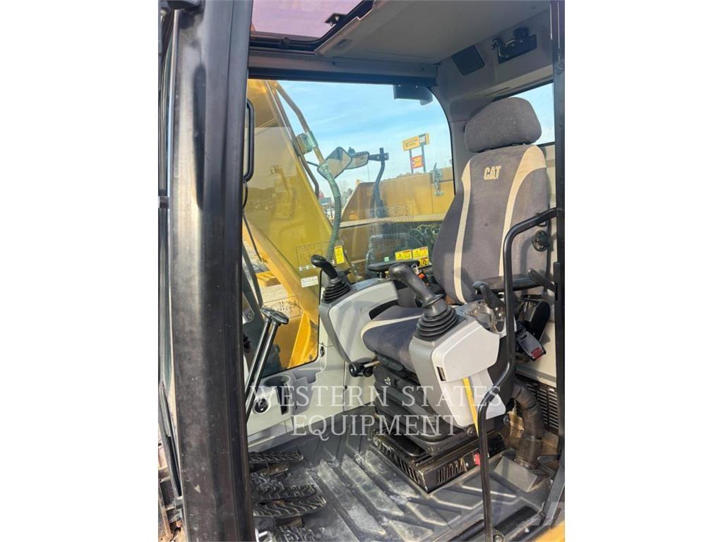 CAT 313F Crawler excavators