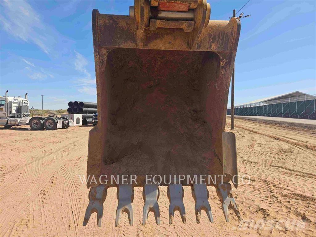 CAT 320 Crawler excavators