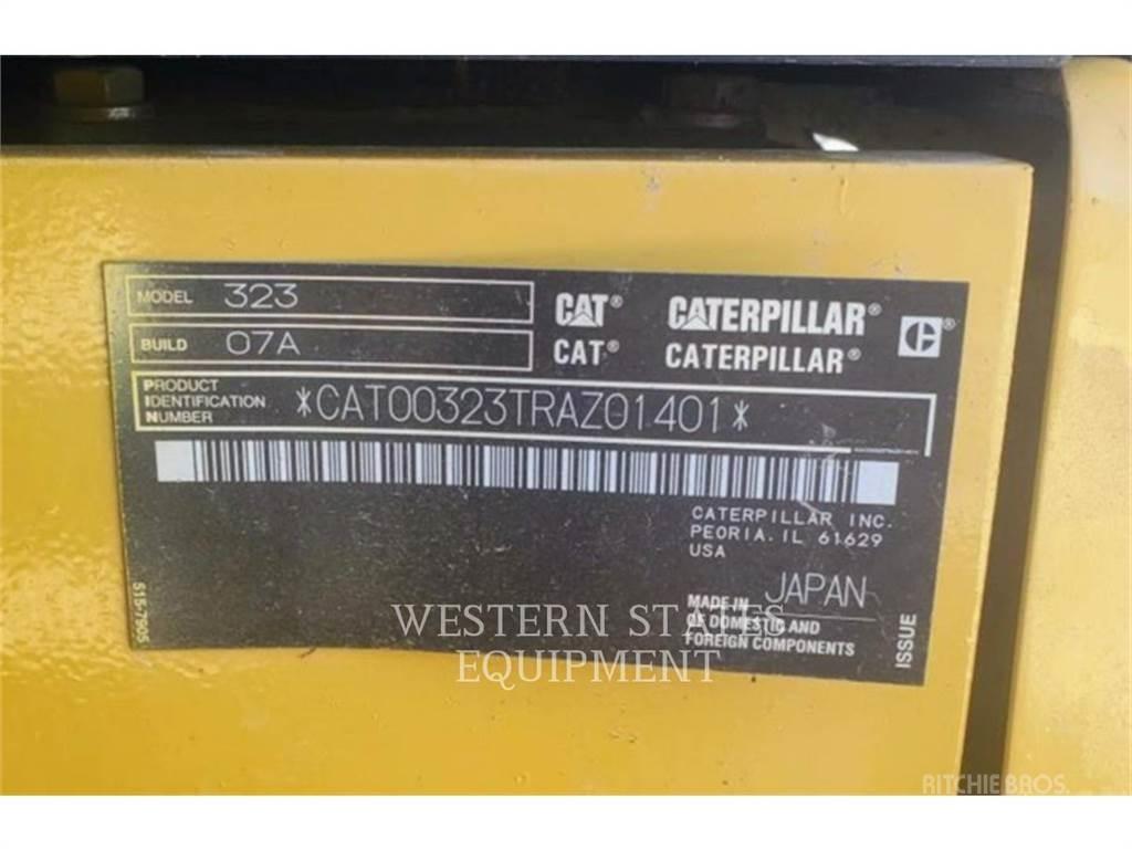 CAT 323 Crawler excavators