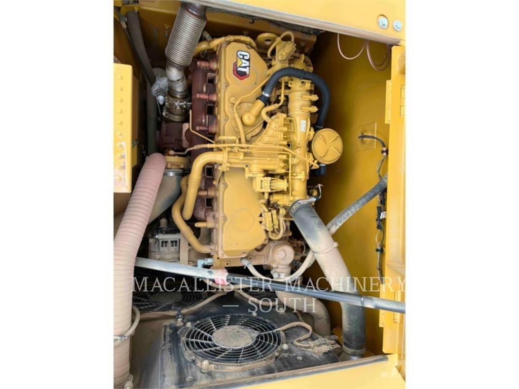 CAT 323 Crawler excavators