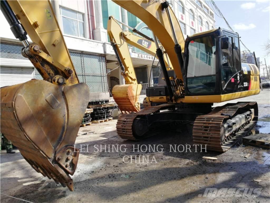 CAT 323D2L Crawler excavators