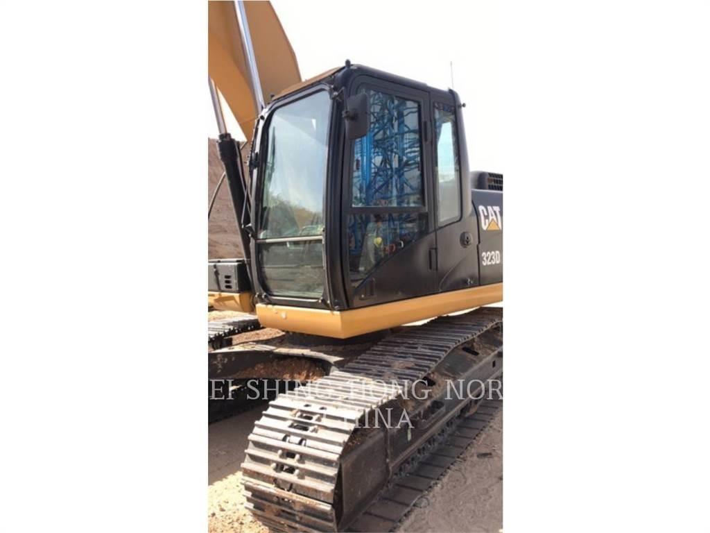 CAT 323D2L Crawler excavators