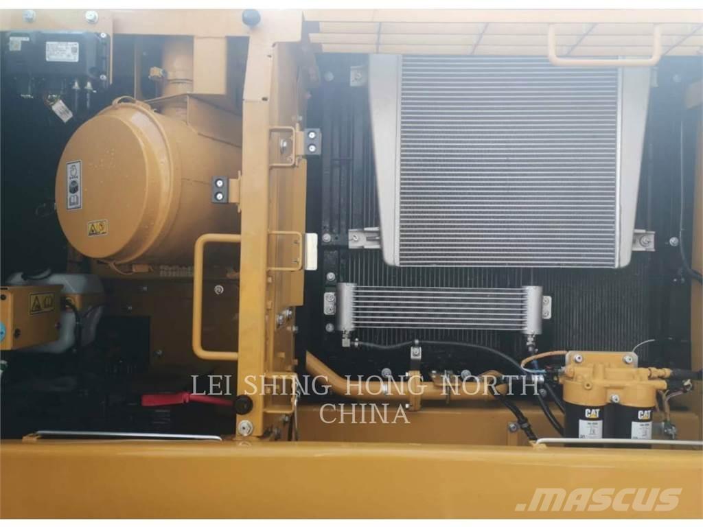 CAT 326D2L Crawler excavators