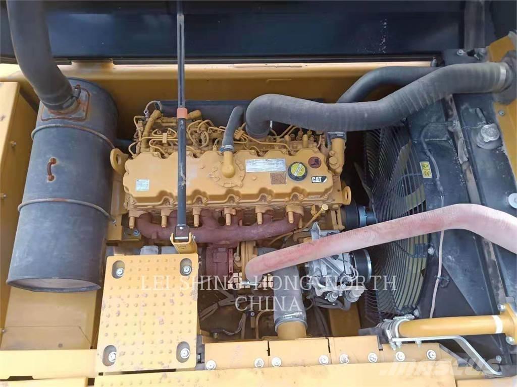 CAT 326D2L Crawler excavators