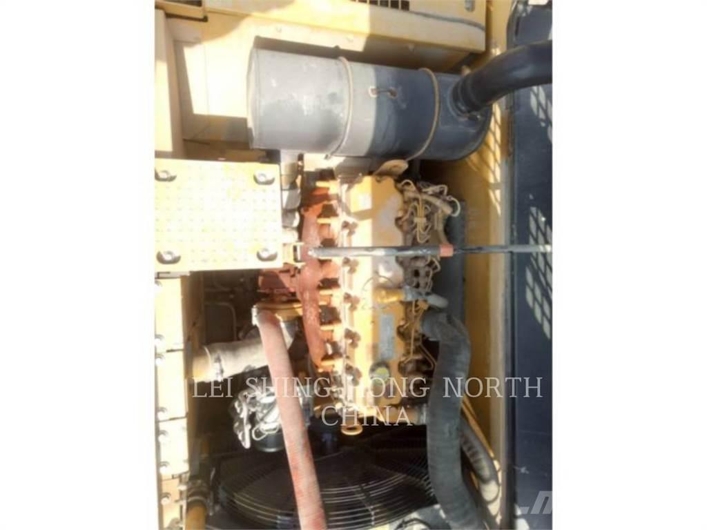 CAT 326D2L Crawler excavators