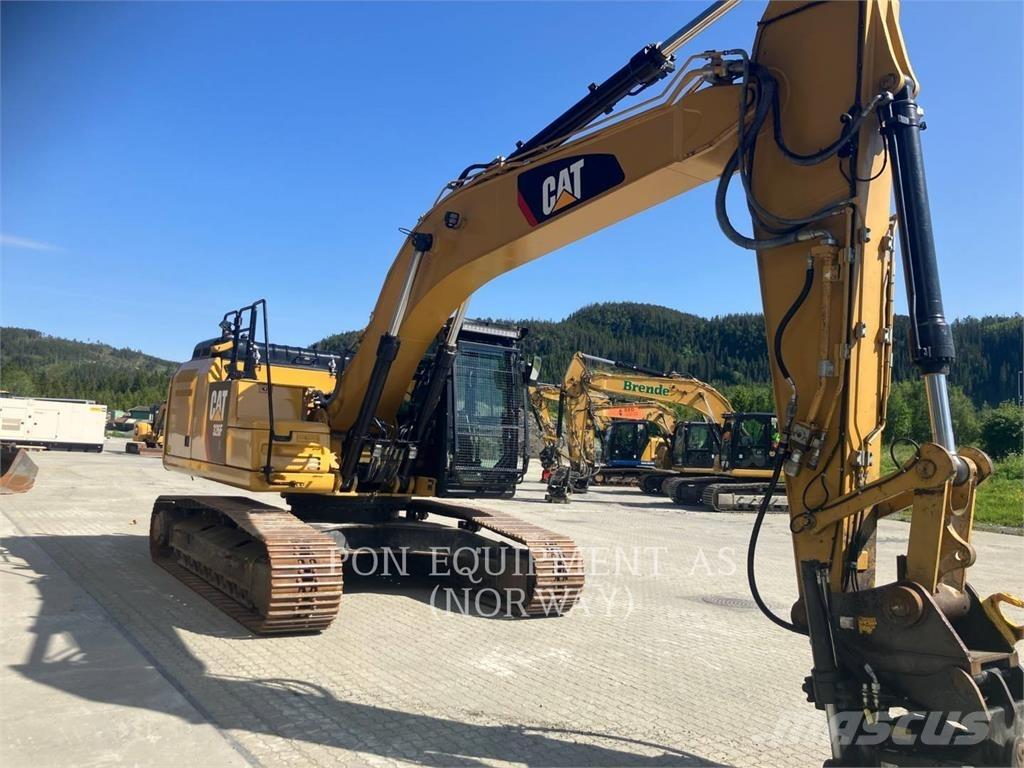 CAT 326FL Crawler excavators