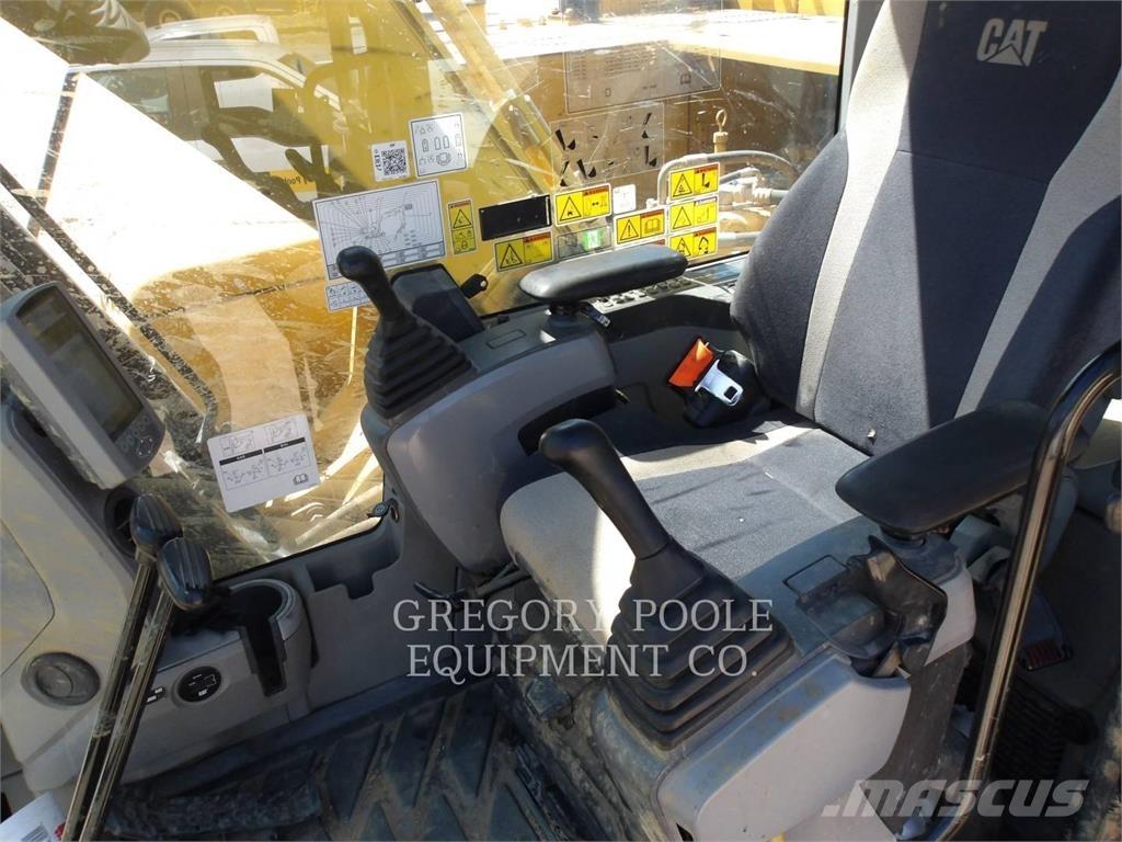 CAT 326FL Crawler excavators