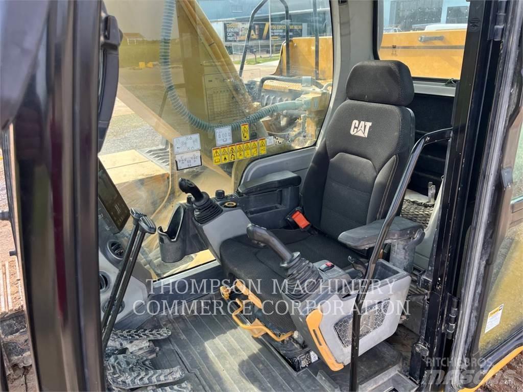 CAT 330 Crawler excavators