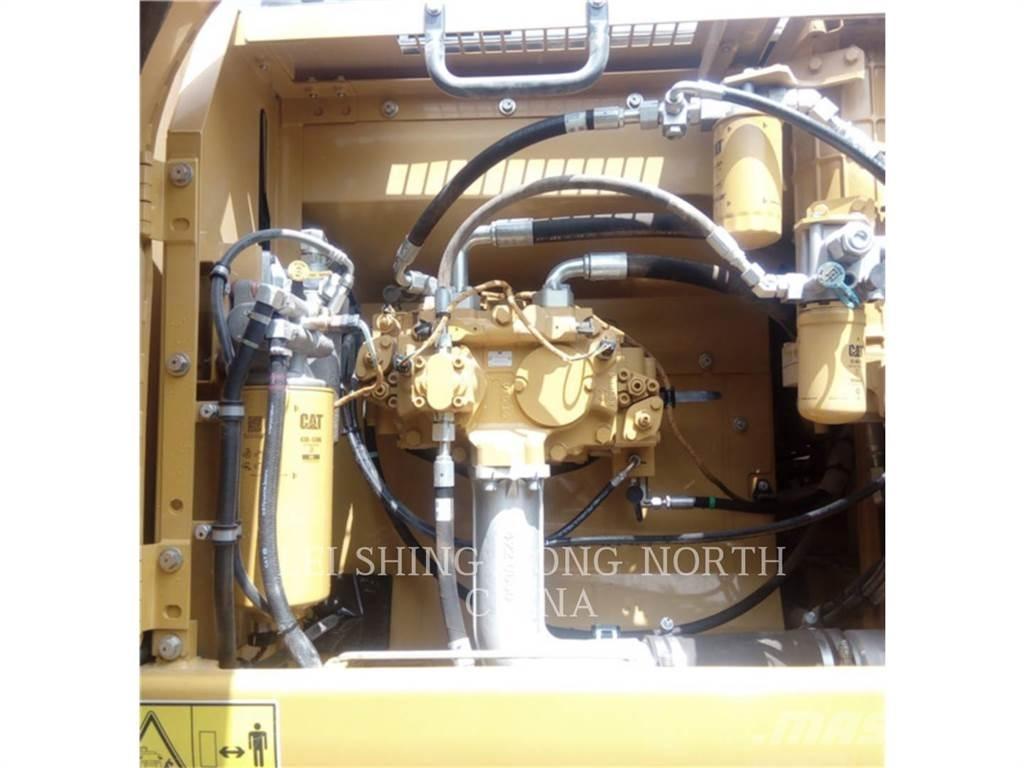 CAT 330D2L Crawler excavators