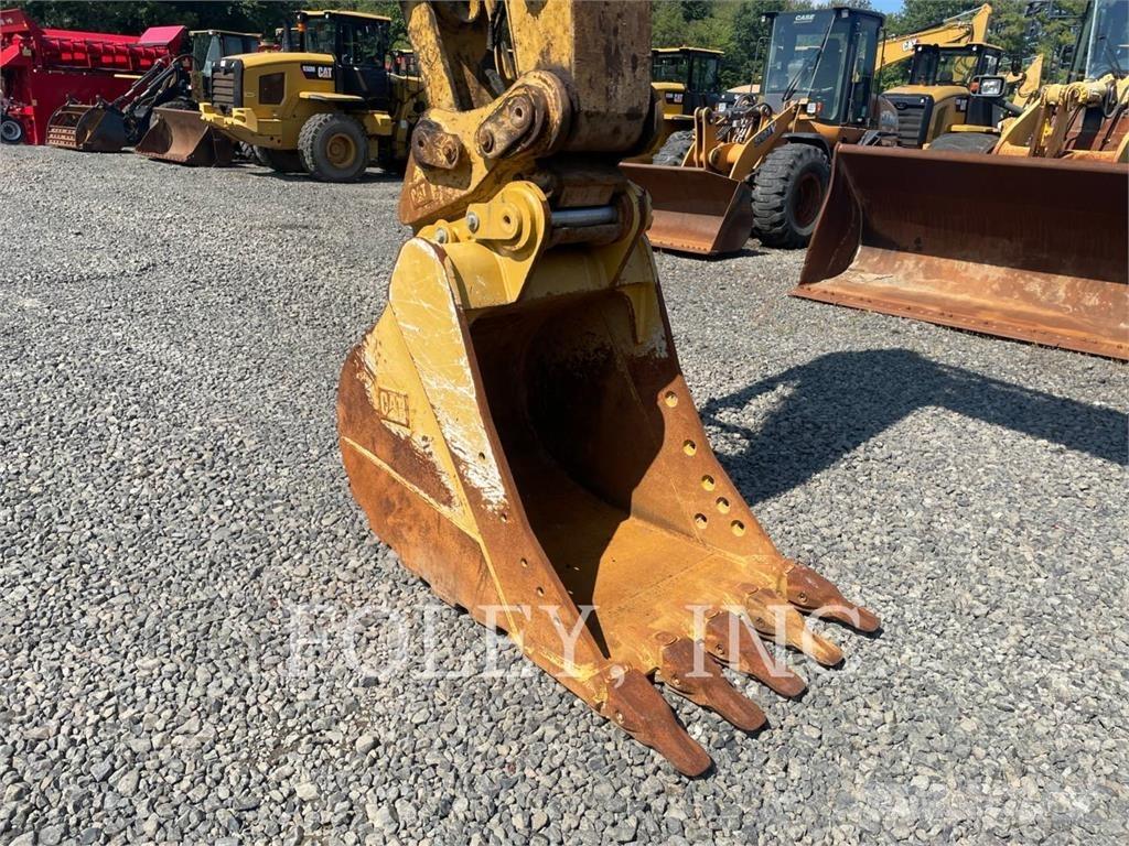 CAT 330FL Crawler excavators