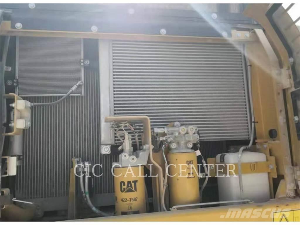 CAT 336D2 Crawler excavators