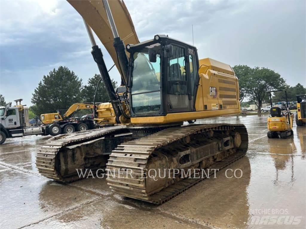 CAT 352 Crawler excavators