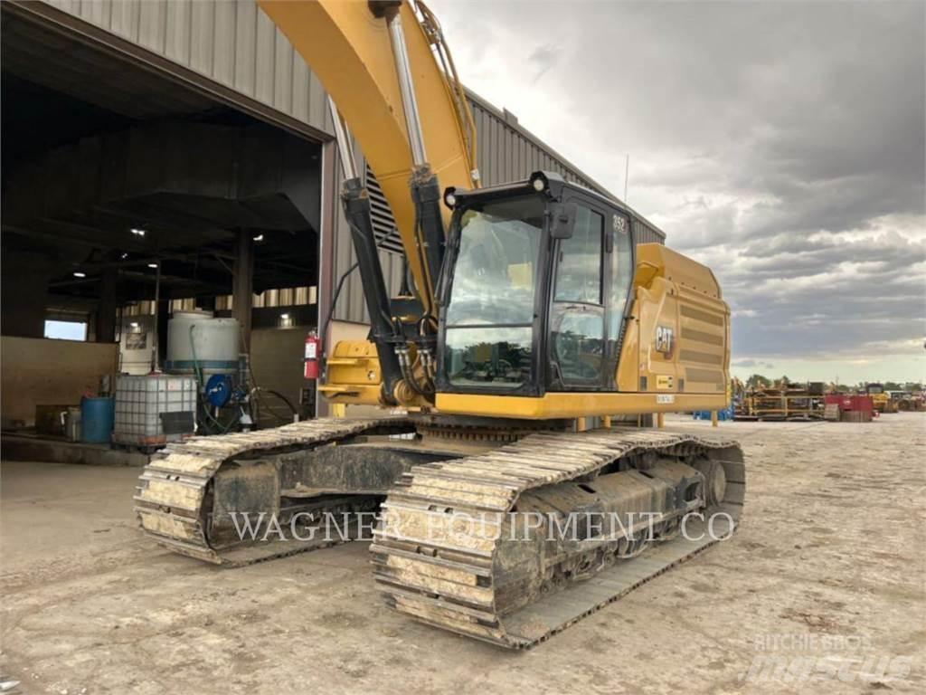 CAT 352 Crawler excavators