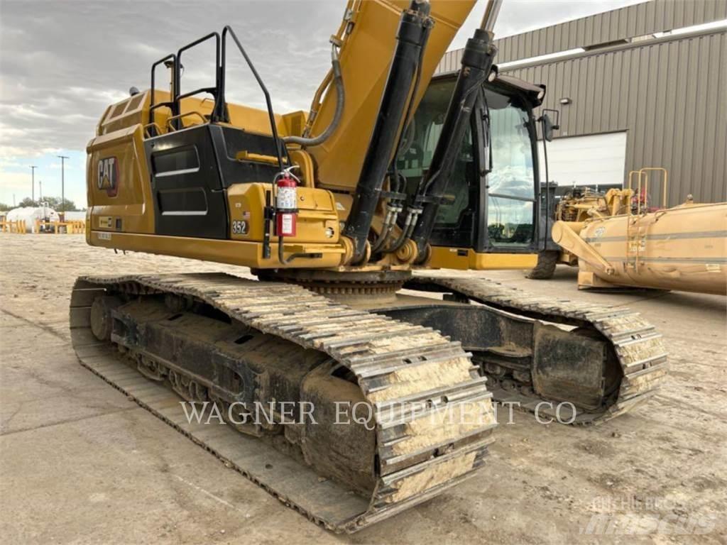 CAT 352 Crawler excavators