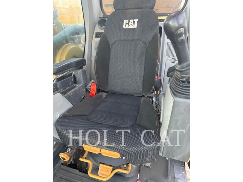 CAT 352 12 TC Crawler excavators
