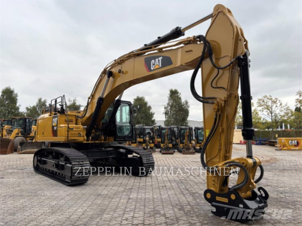 CAT 352FL Crawler excavators