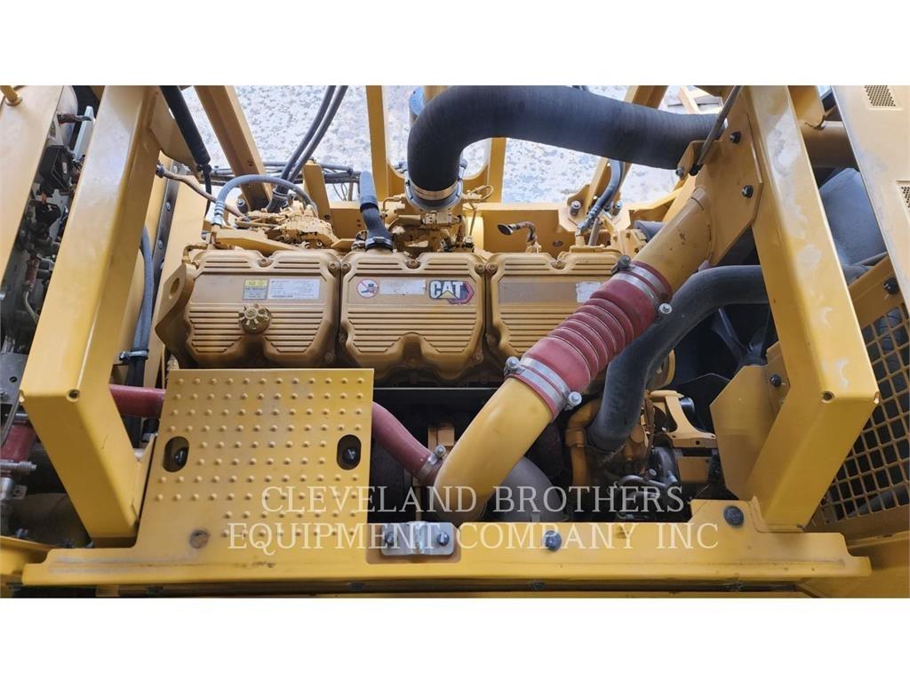 CAT 374-07 Crawler excavators