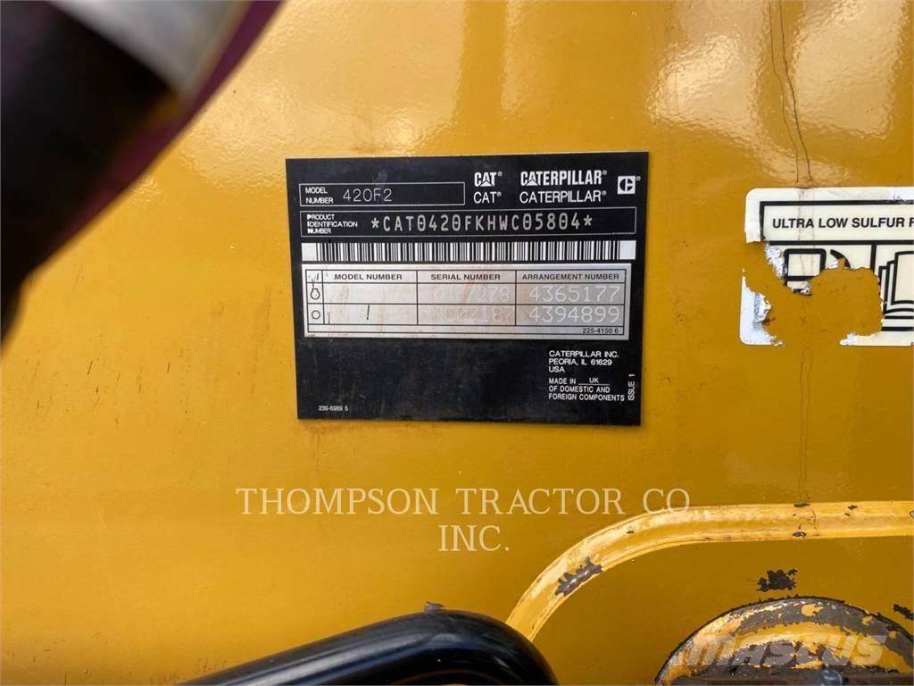 CAT 420 F 2 TLB's