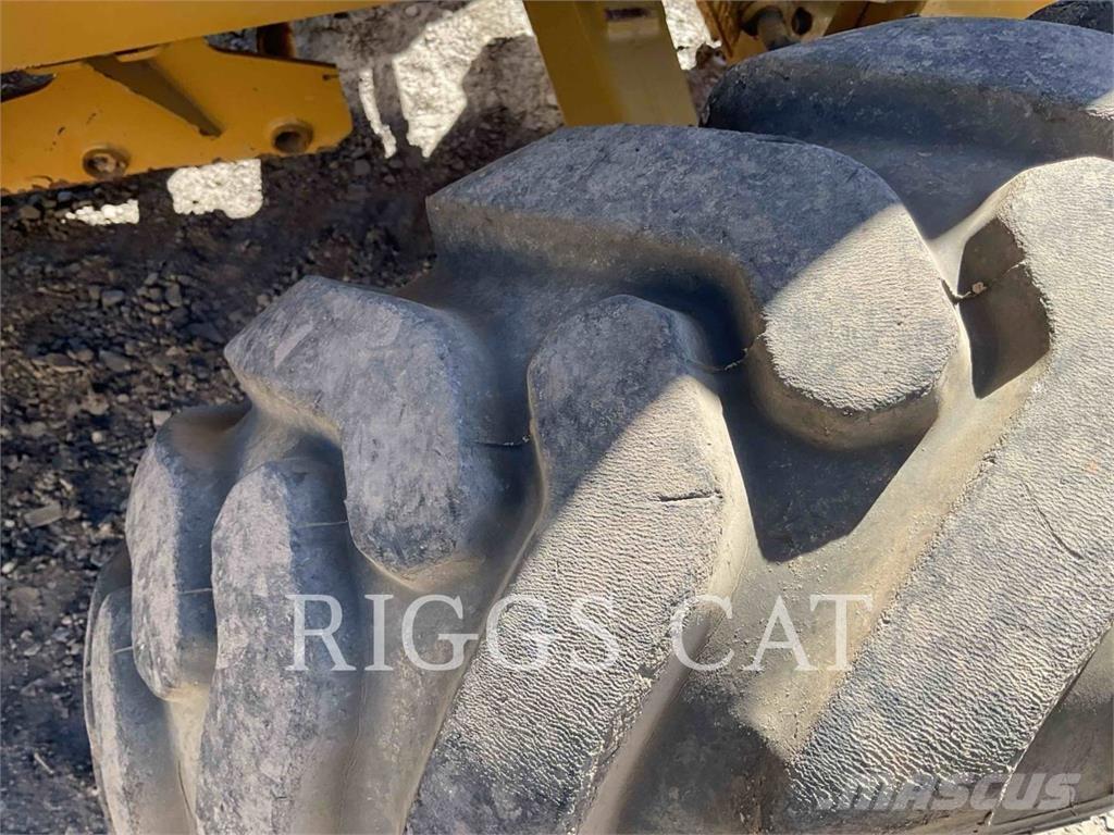CAT 42007 TLB's