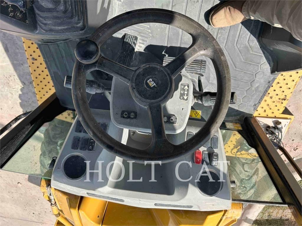 CAT 42007 TLB's