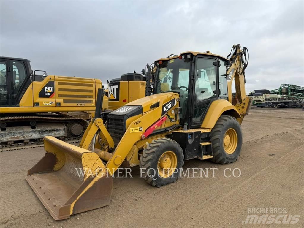 CAT 420F2 4WDE TLB's