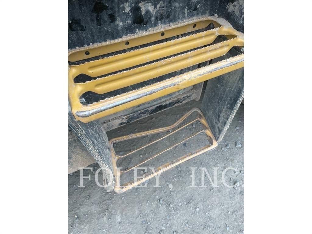 CAT 420F2IT TLB's