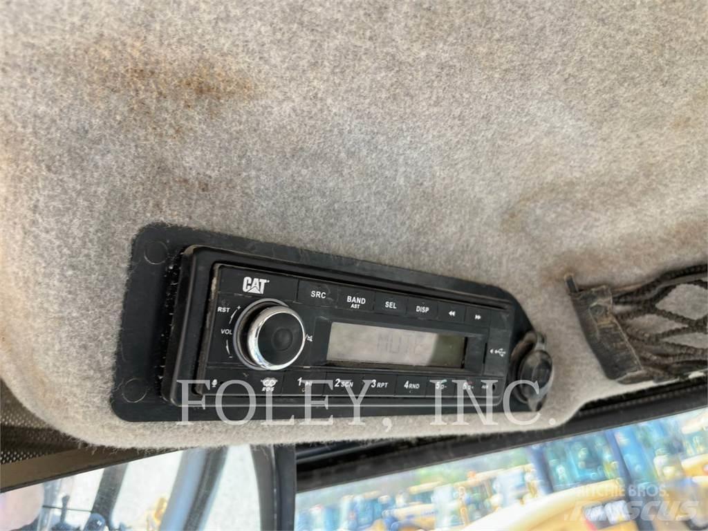 CAT 420F2IT TLB's