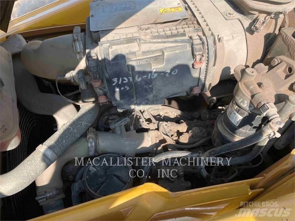CAT 420F2ST TLB's
