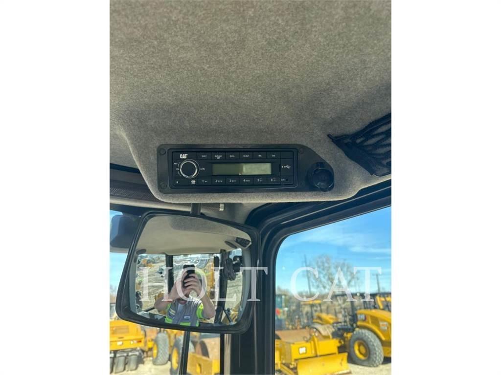 CAT 420XEITCSX TLB's