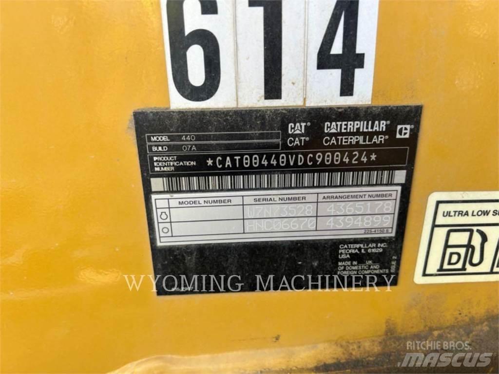 CAT 440 TLB's