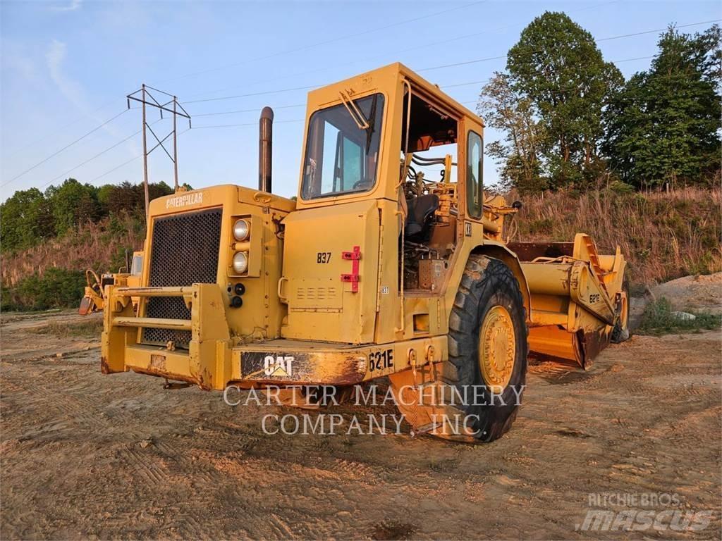 CAT 621E Scrapers