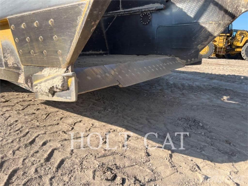 CAT 631K Scrapers