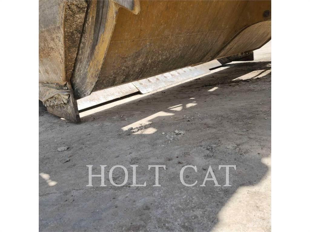CAT 631K Scrapers