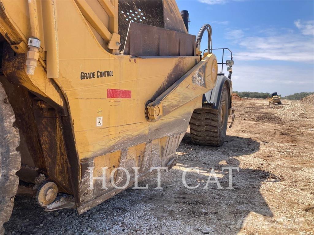 CAT 631K Scrapers