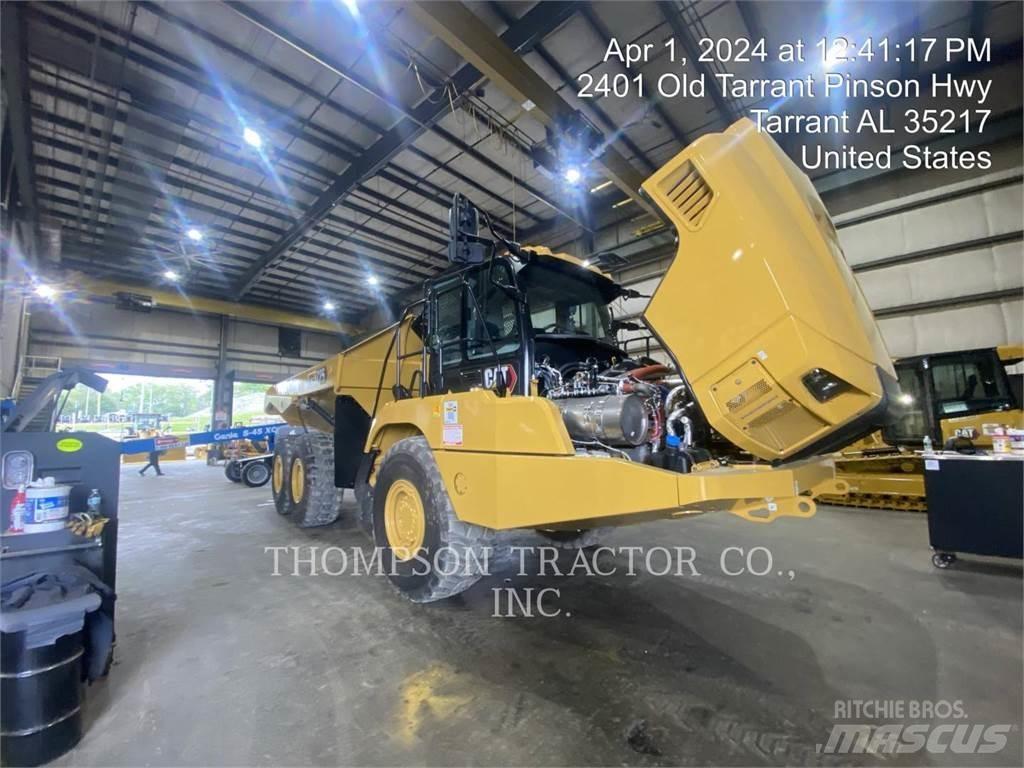 CAT 725 Articulated Haulers