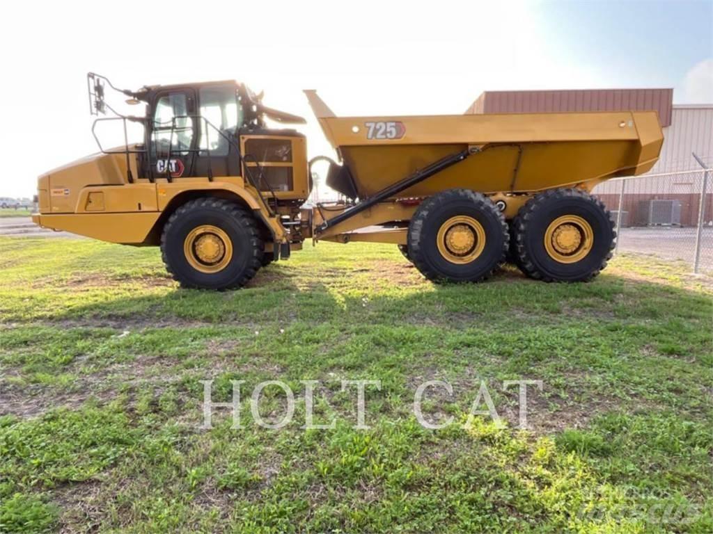 CAT 725 Articulated Haulers