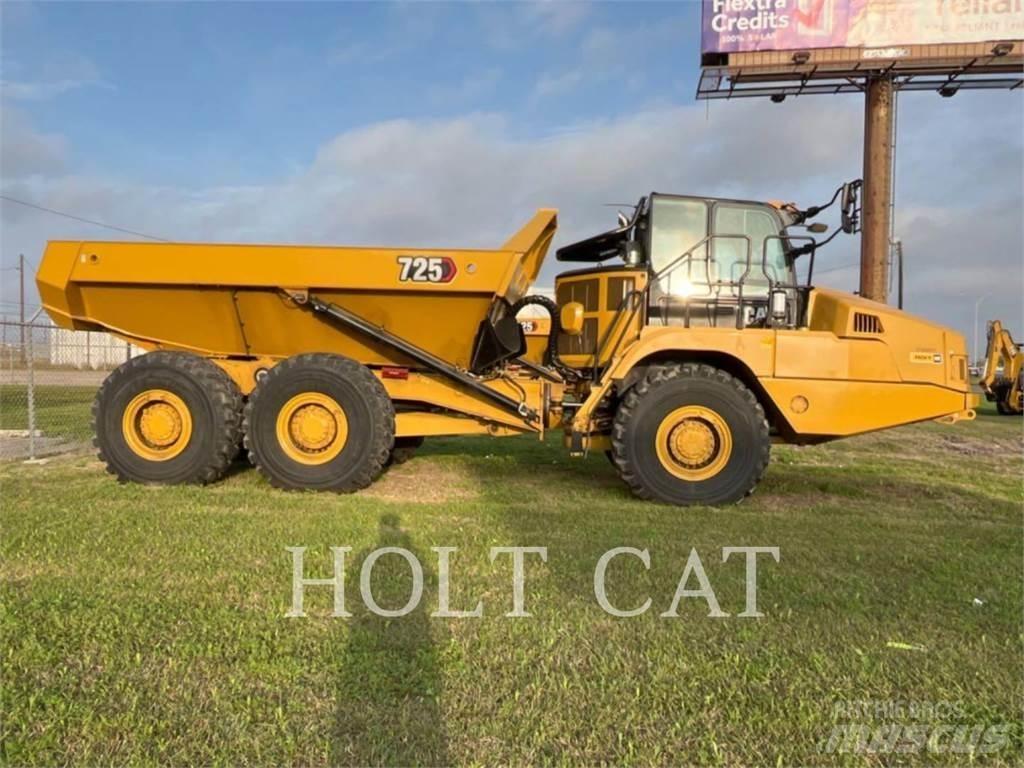 CAT 725 Articulated Haulers