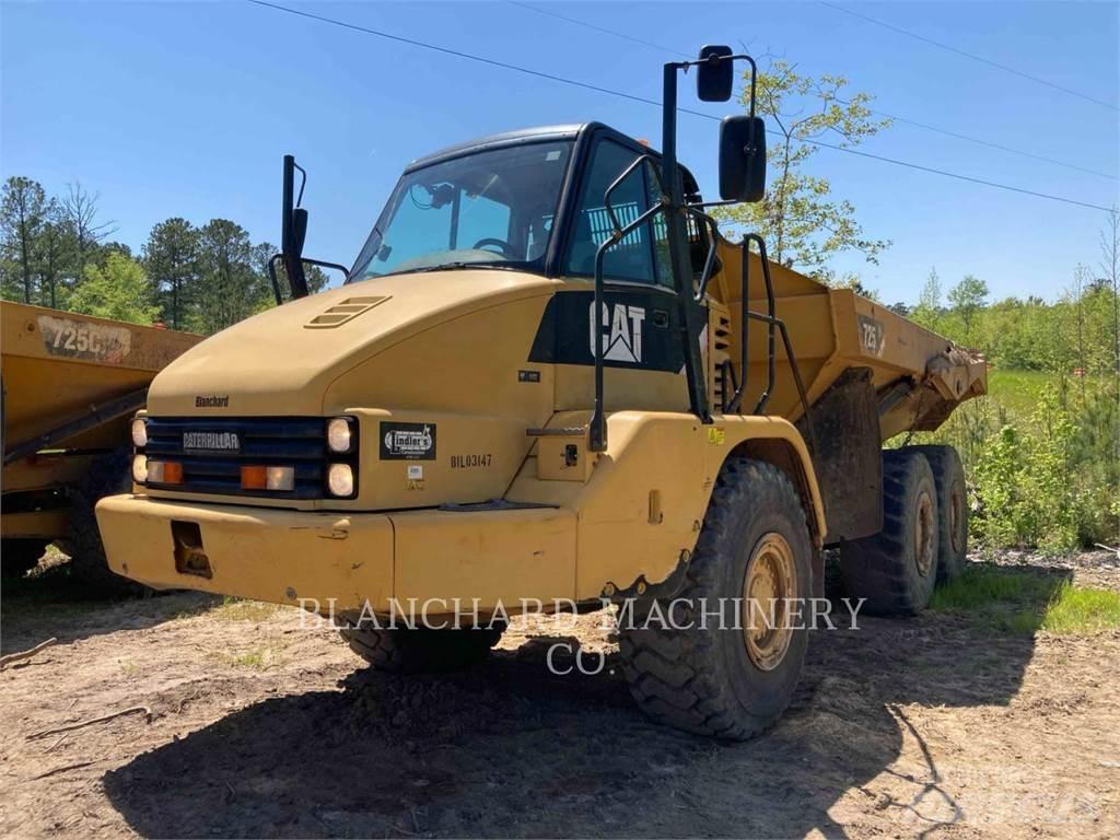 CAT 725 Articulated Haulers