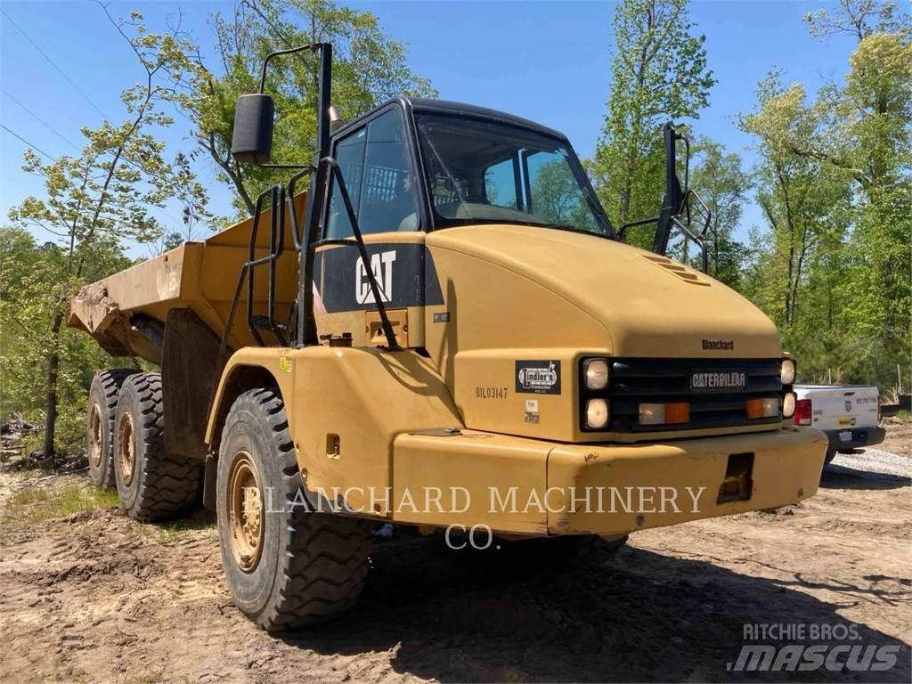 CAT 725 Articulated Haulers