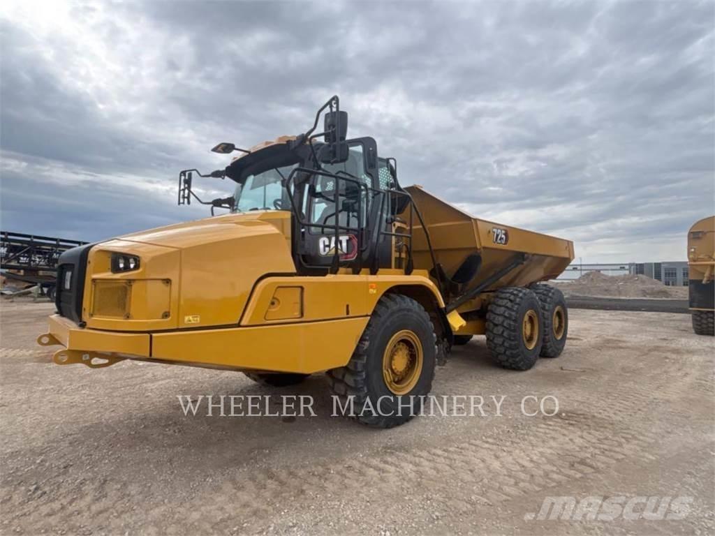 CAT 725 Articulated Haulers