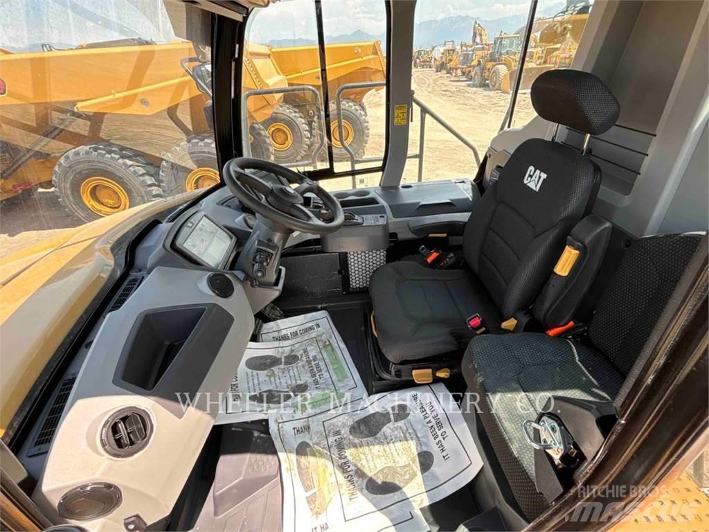 CAT 725 TG Articulated Haulers