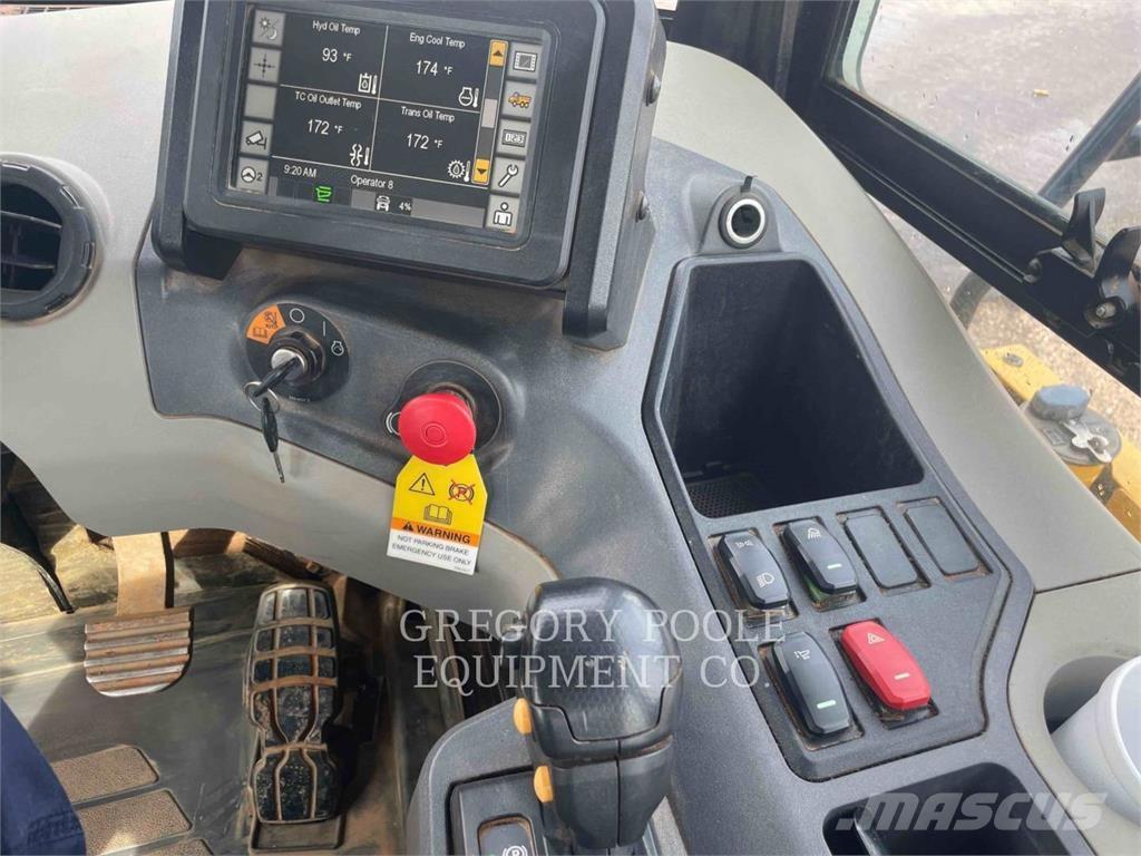 CAT 72504 Articulated Haulers