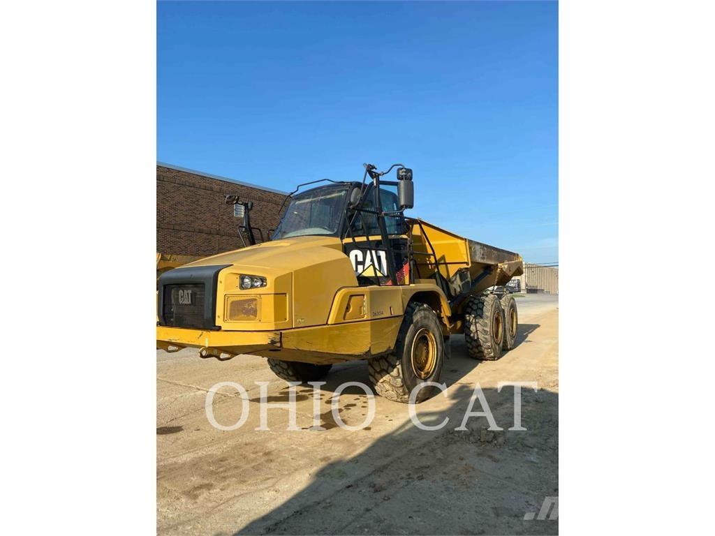 CAT 725C2 Articulated Haulers