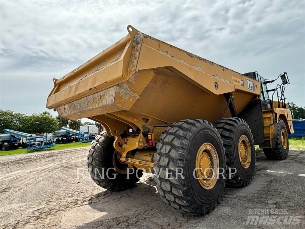 CAT 725TG Articulated Haulers