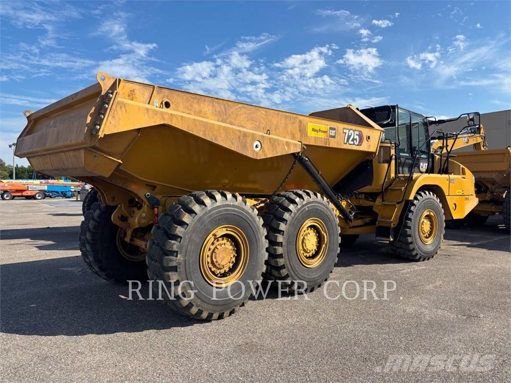 CAT 725TG Articulated Haulers