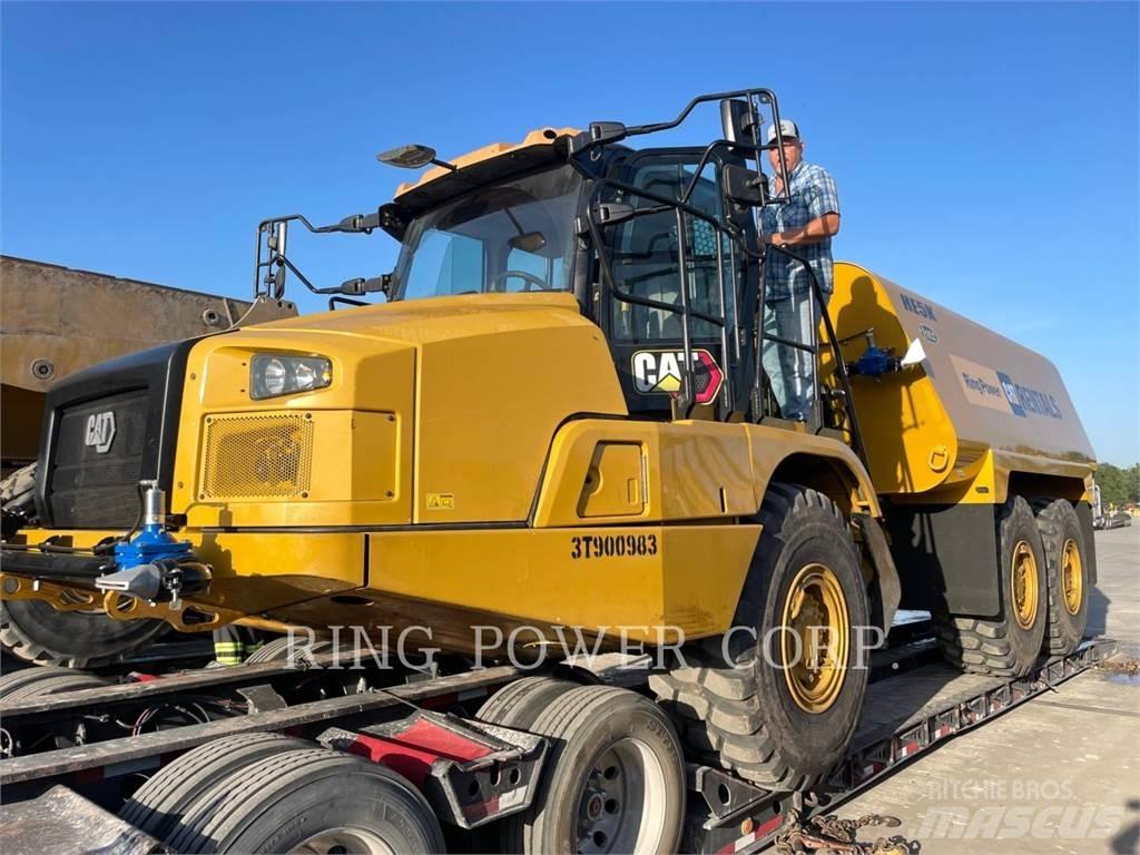 CAT 725WW Tanker trucks