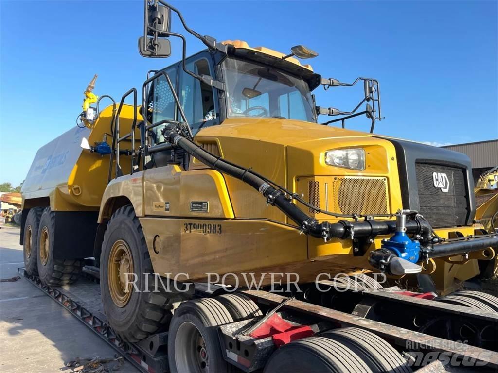 CAT 725WW Tanker trucks